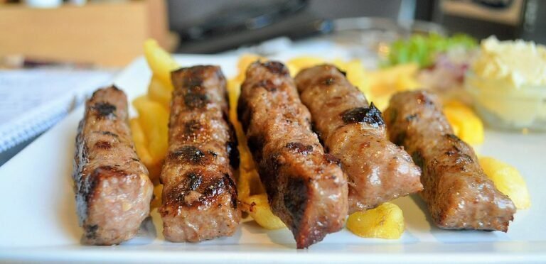 Trip Serbia - Gastronomija: Ćevapi